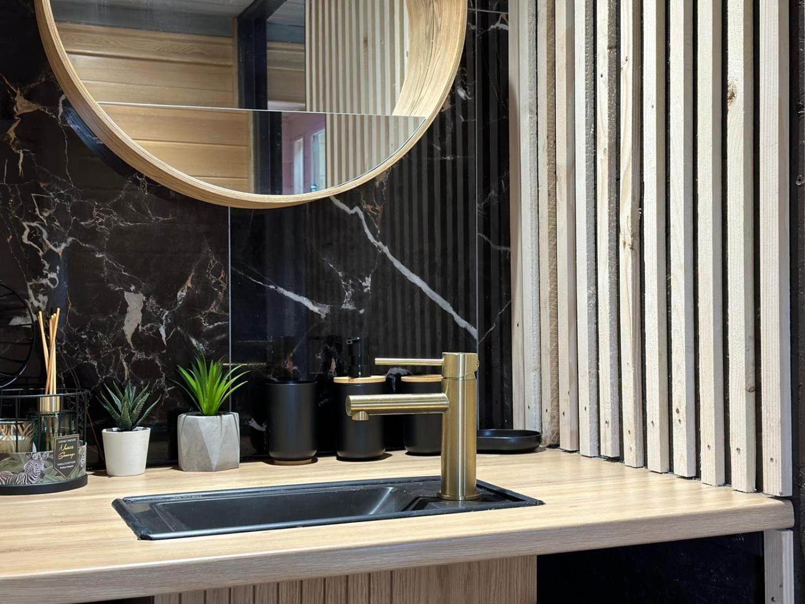 La Cabane D'Emma Spa&Sauna Prive Bannalec Екстериор снимка
